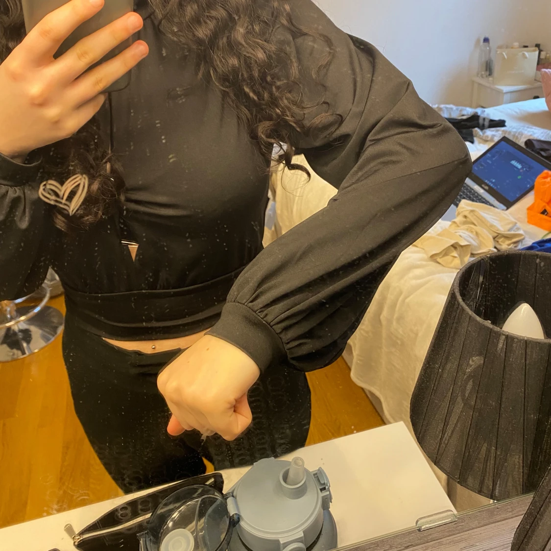 Svart långärmad blus  - 1