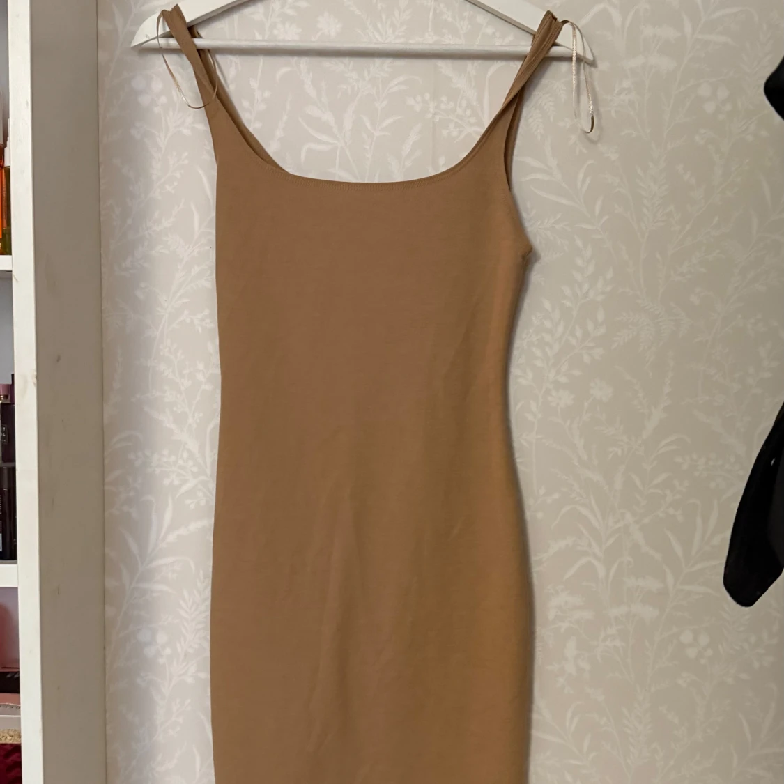 Beige klänning från Zara Trafaluc