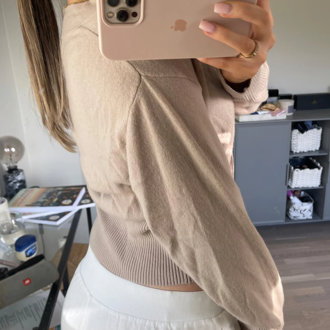 Jättesnygg beige/brun kofta! - 2