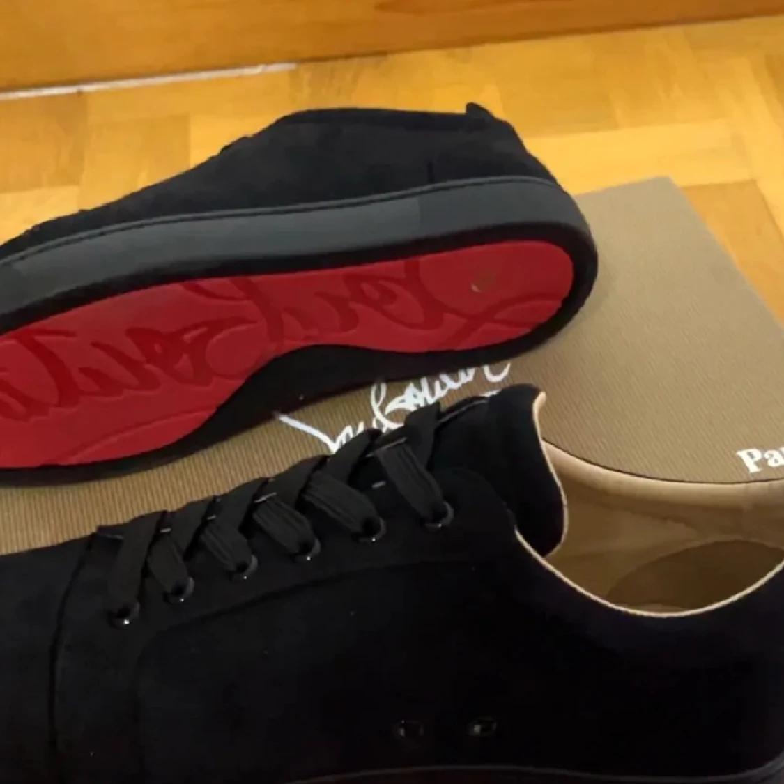 Christian Louboutin 42 - 1