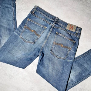Nudie jeans - Nudie jeans | Modell Lean Dean | Super bra skick | Storlek W31 L30. 
