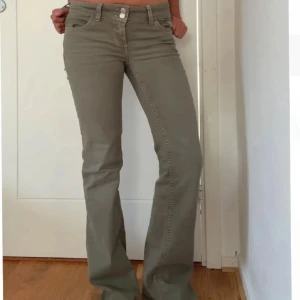 Nelly jeans  - Från Nelly, storlek 40 men passar 38 också 