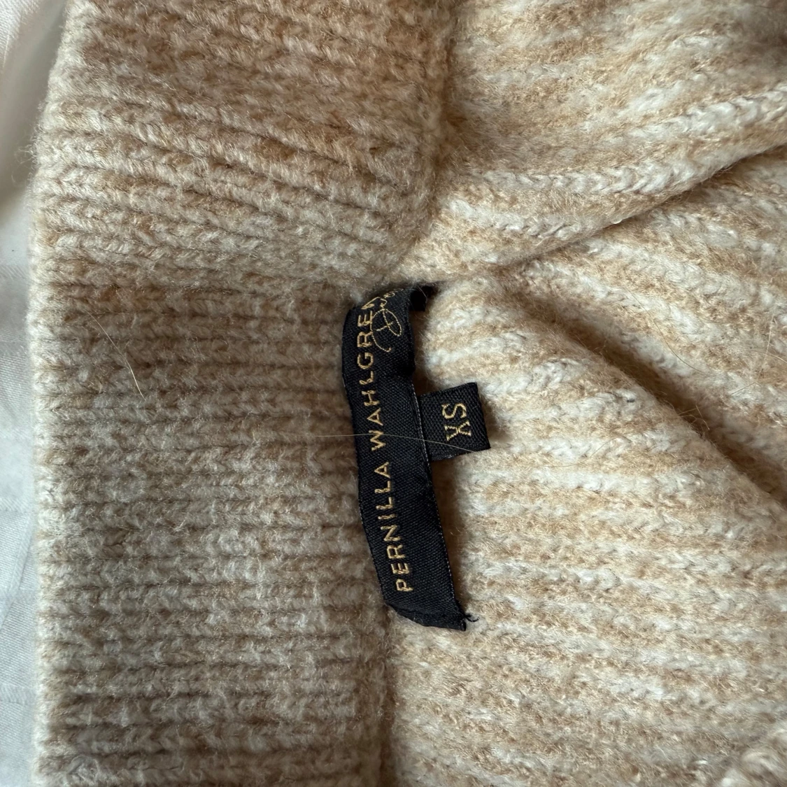 Beige långkjol från Pernilla Wahlgren XS - 1