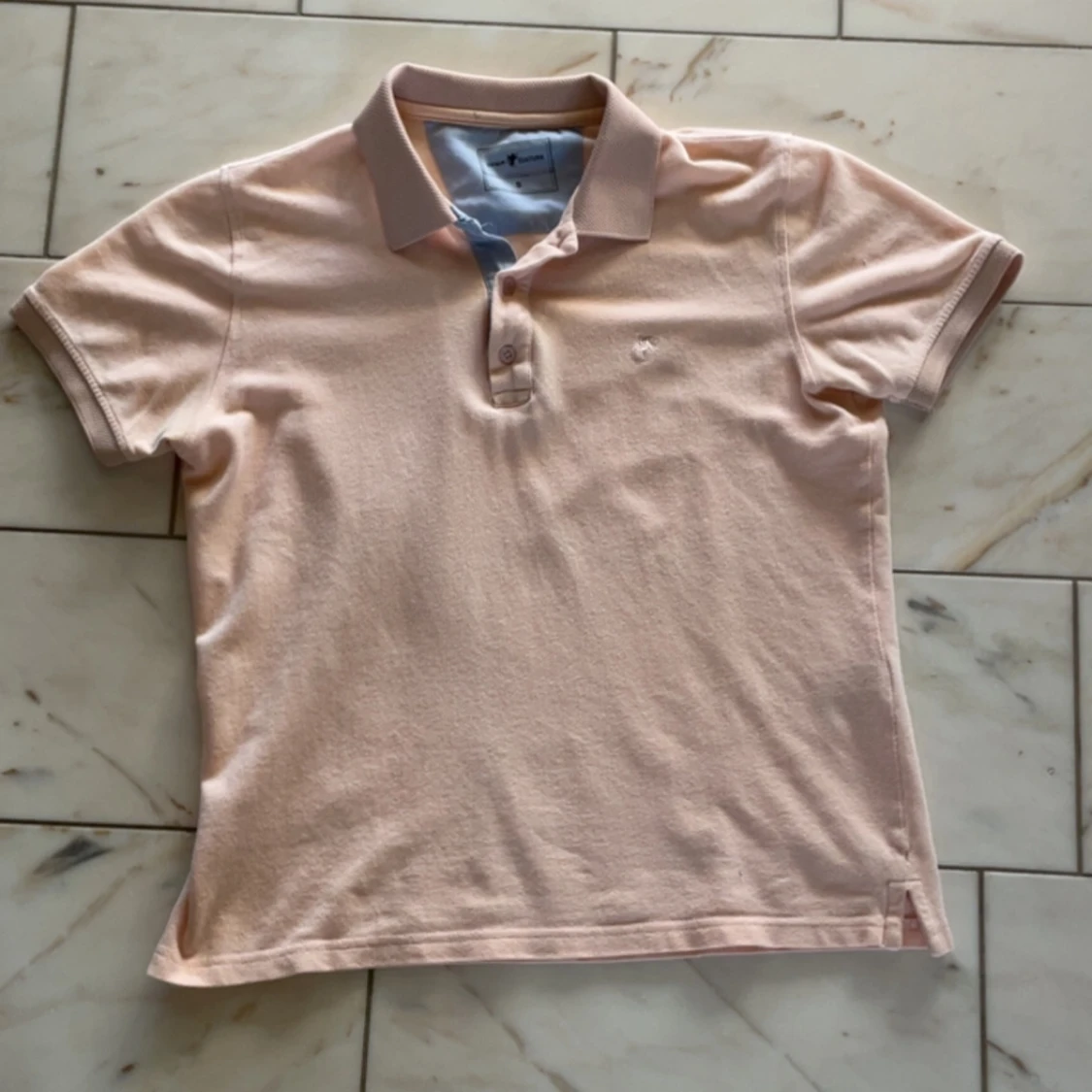 Ljusrosa pikétröja