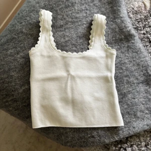 Zara linne - Superfint slutsåld linne från Zara i toppen skick🩷Säljer även likadant i svart