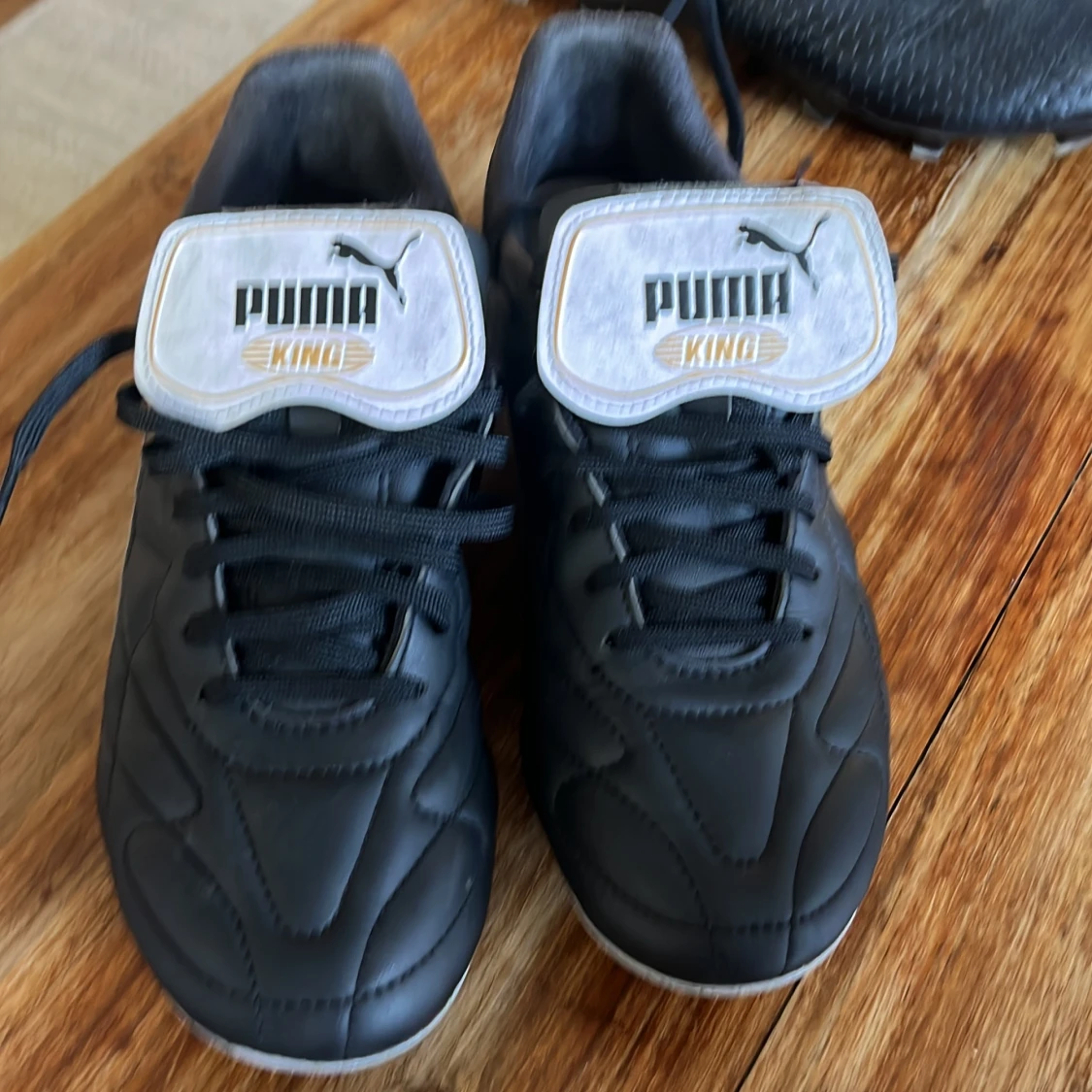 Puma King svartvita fotbollsskor - 4