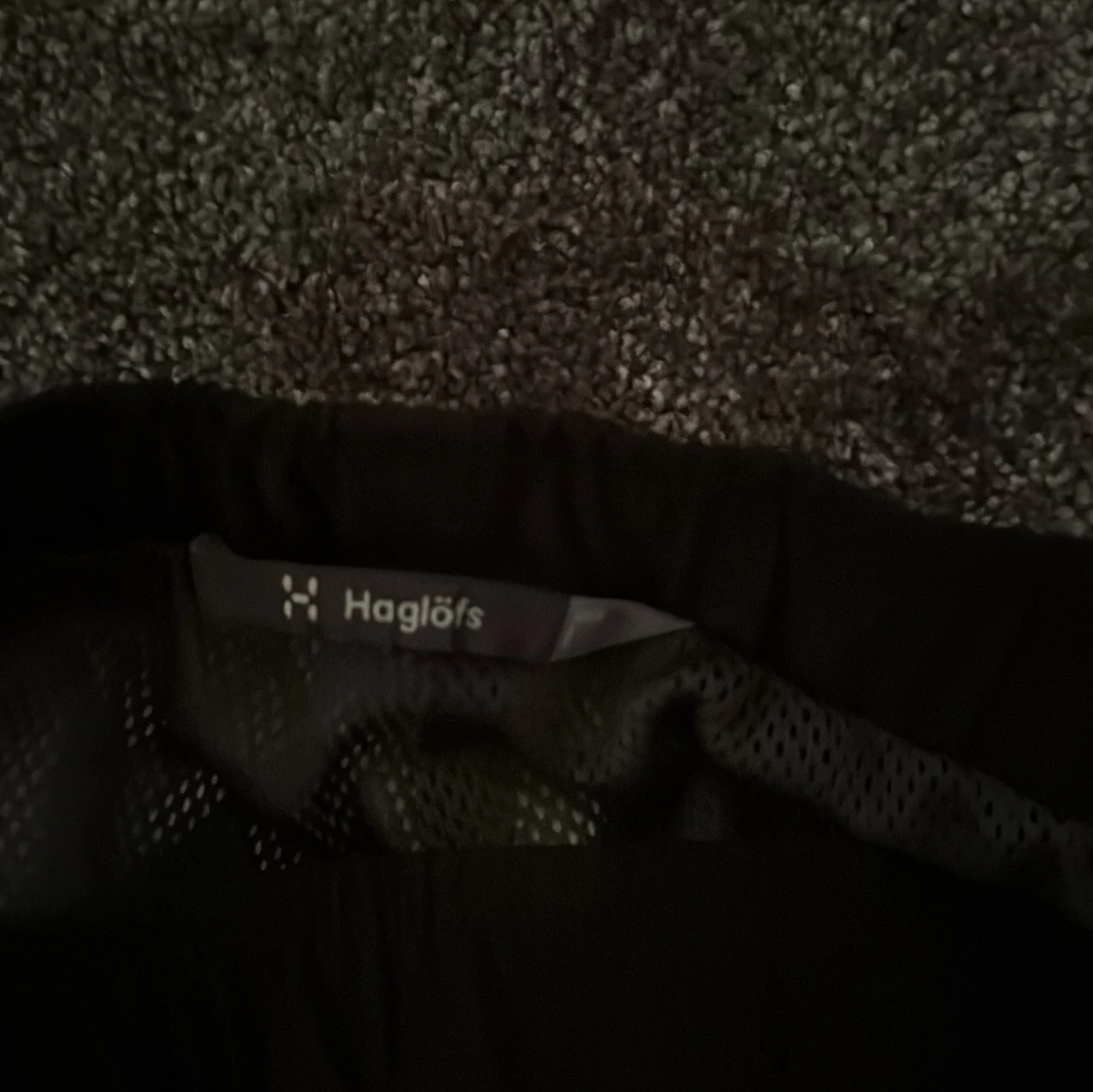 Svarta täckbyxor från Haglöfs - 3