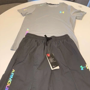 Grå Under Armour Tröja S - Storlek S t shirt 