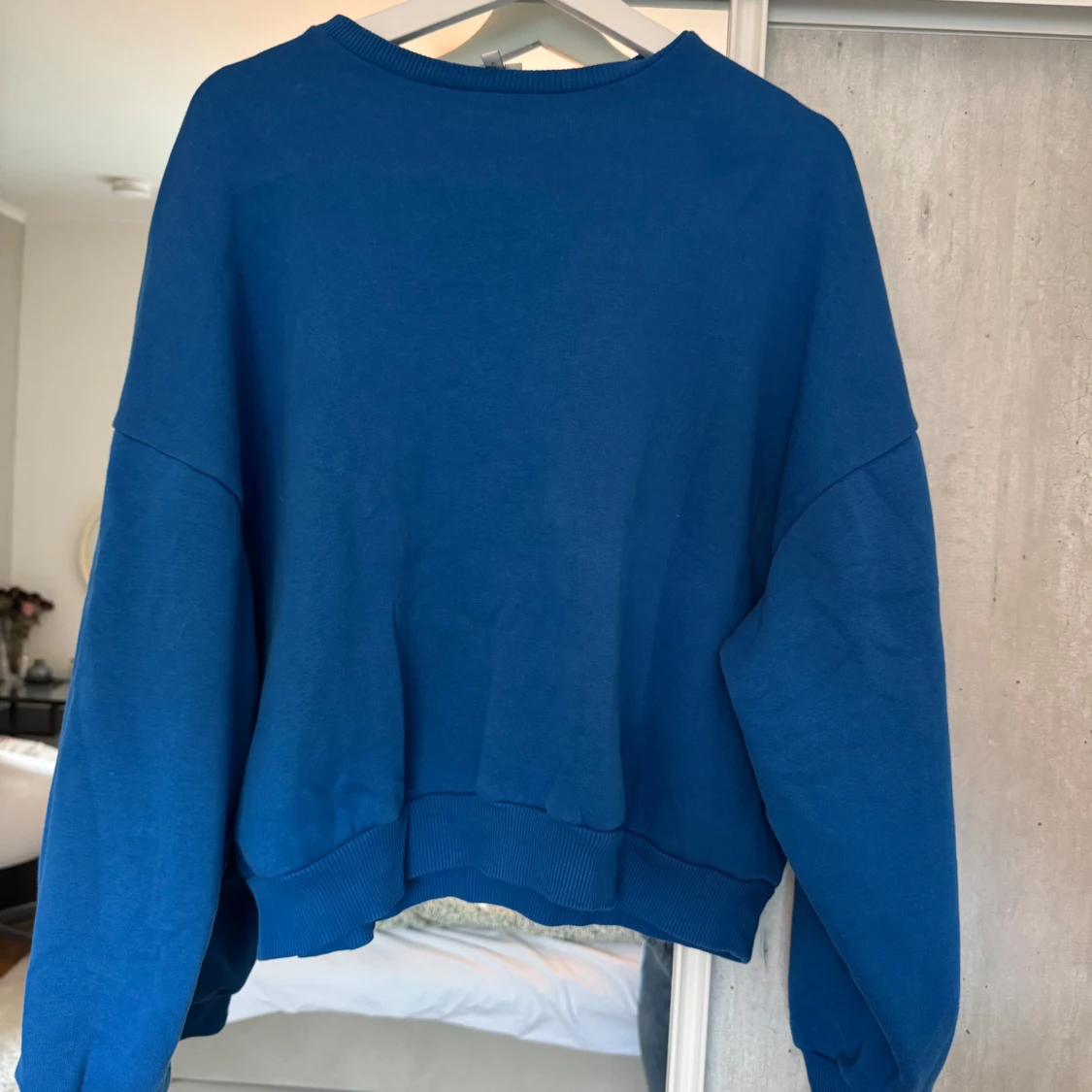 Oversized blå sweatshirt - 1