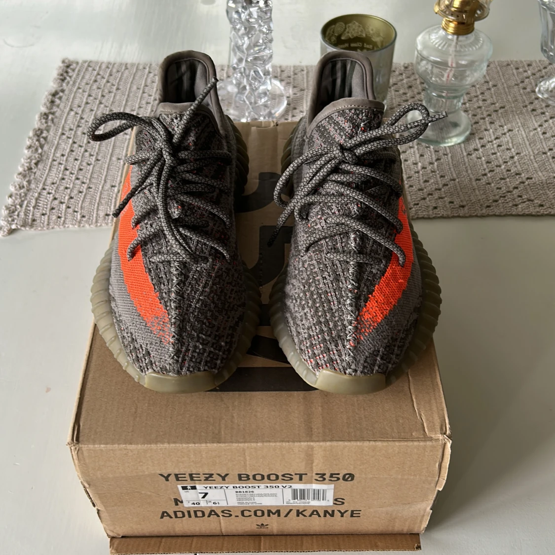 Adidas Yeezy Boost 350 V2 Beluga - 1