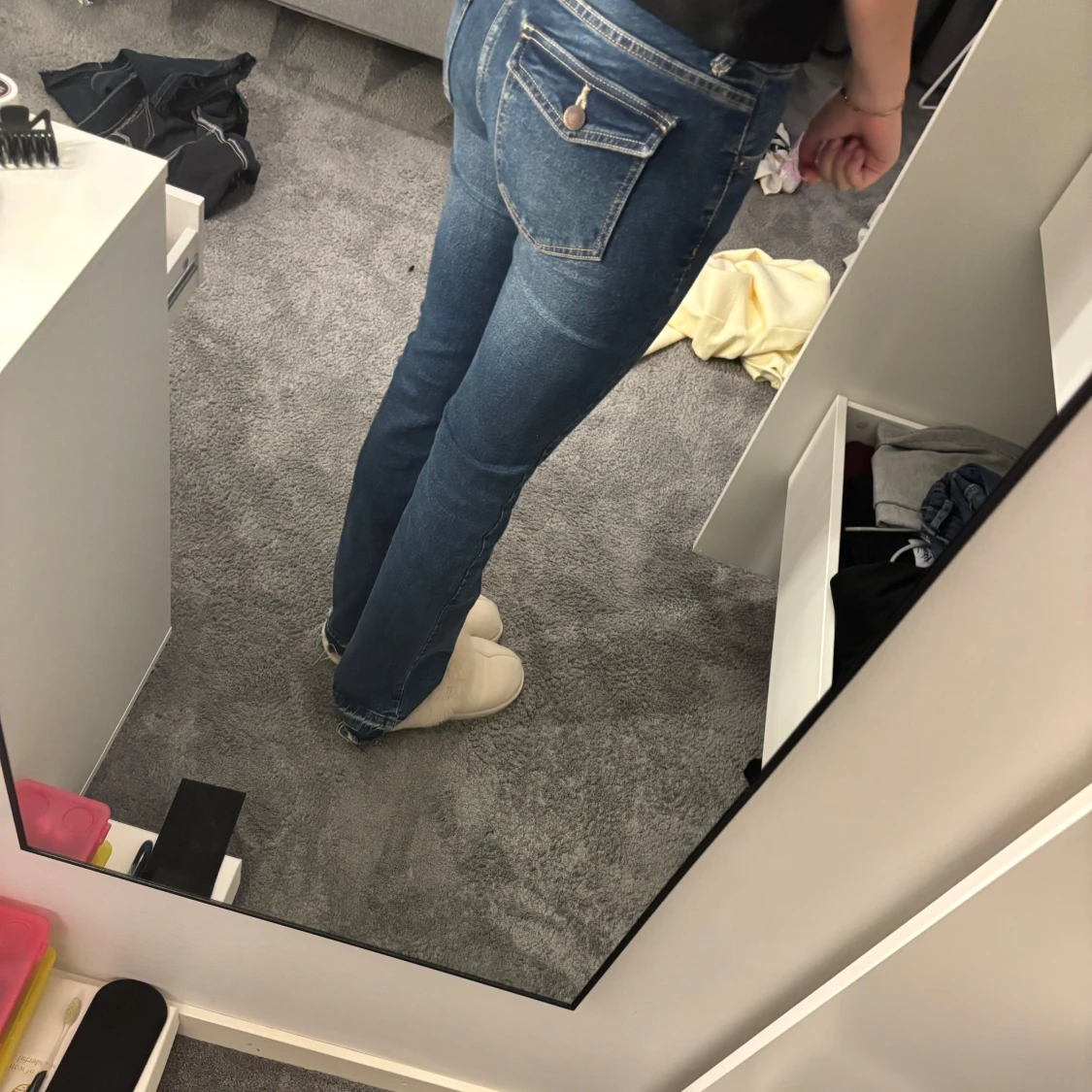 Blå bootcut jeans med dragkedja bak - 2