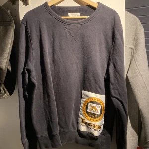 Tiger of sweden sweatshirt - Vill få bort snabbt pris kan diskuteras. Ord-:899kr