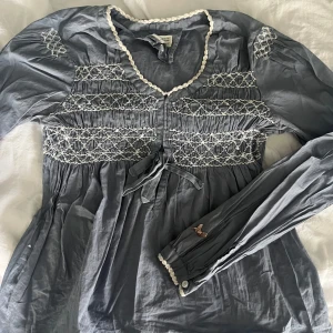 OddMolly blus - En till OddMolly blus som inte kommer till användning! Kom privat för mer info, pris kan diskuteras vid snabb affär💞
