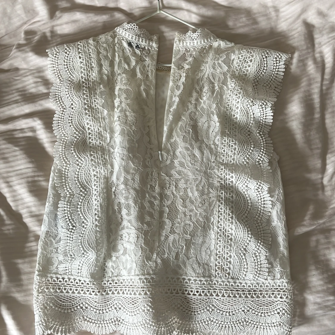 Vit spetsblus från ONLY - 1