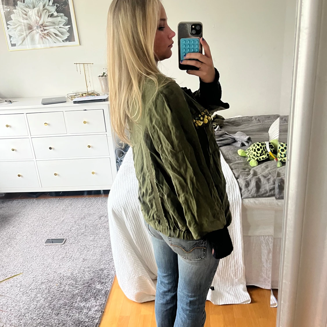 Militärgrön vårjacka  - 1