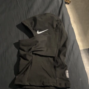 Nike mask - Mycket sällsynt mask som är omöjlig att hitta i sverige mycket skön och endast testad