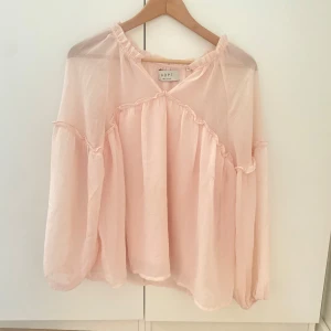 Rosa blus - Super fin💕