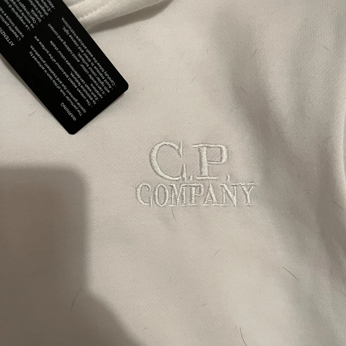 Vit hoodie från C.P. Company - 1