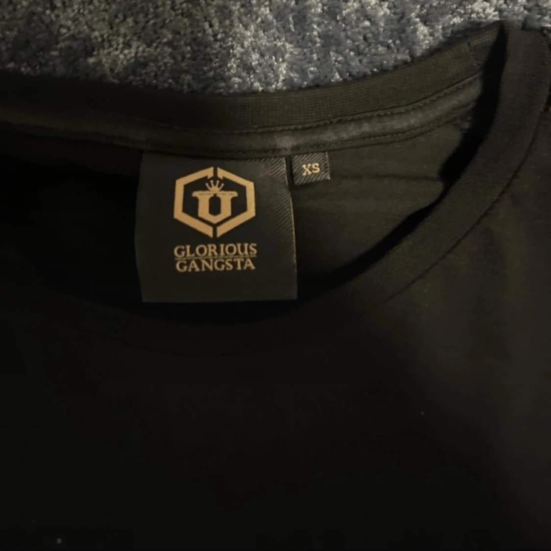 Svart t-shirt från Glorious Gangsta - 2