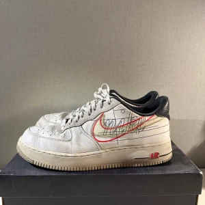 Nike Air Force 1 '07 LV8 - Gammalt par