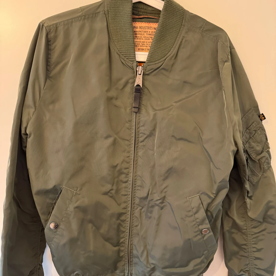 Grön bomberjacka med orange foder - 2