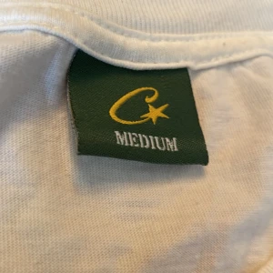 Corteiz bomb tröja  - Corteiz tröja i bra skick, den är använd och har tecken på defekter