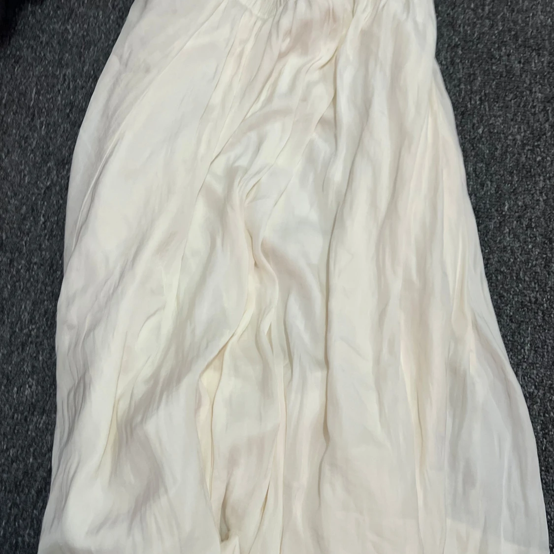 Vit långkjol från Gina Tricot