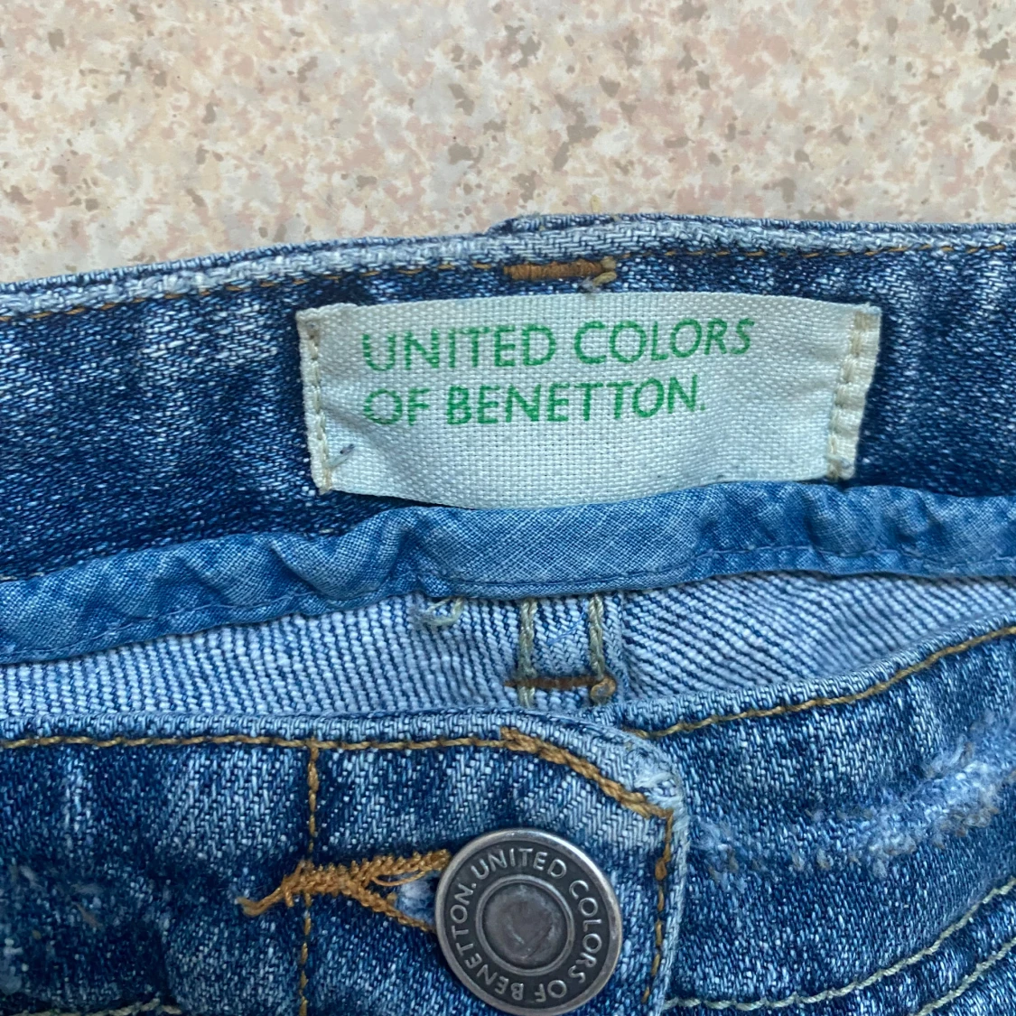 Utsvängda jeans med låg midja - 4