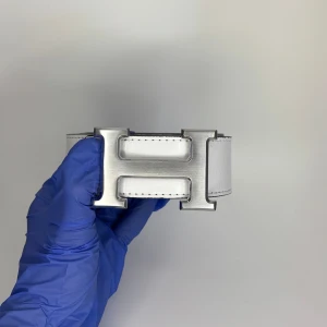 H bälte vit - Helt ny, finns fler modeller, färger och märken i vår profil! Frakt: 1-3 arbetsdagar