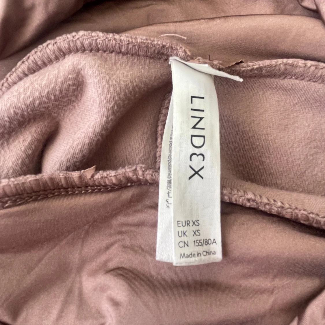 Mauve mjukisbyxor och mjukistopp från Lindex XS - 2
