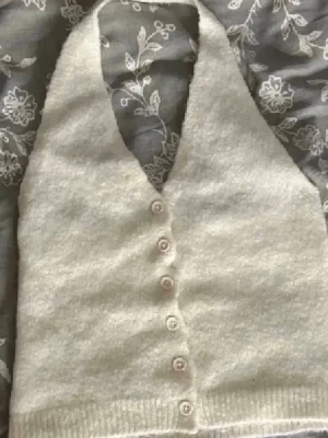 Gina Tricot topp - Söt topp, aldrig använd 