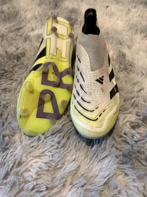 Adidas Predator laceless  - Laceless predators 43 1/3 saknar innesulor!