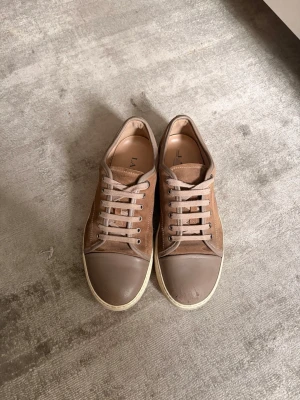 Lanvin - Lanvin skor storlek 41 (uk7) nypris 4299kr.