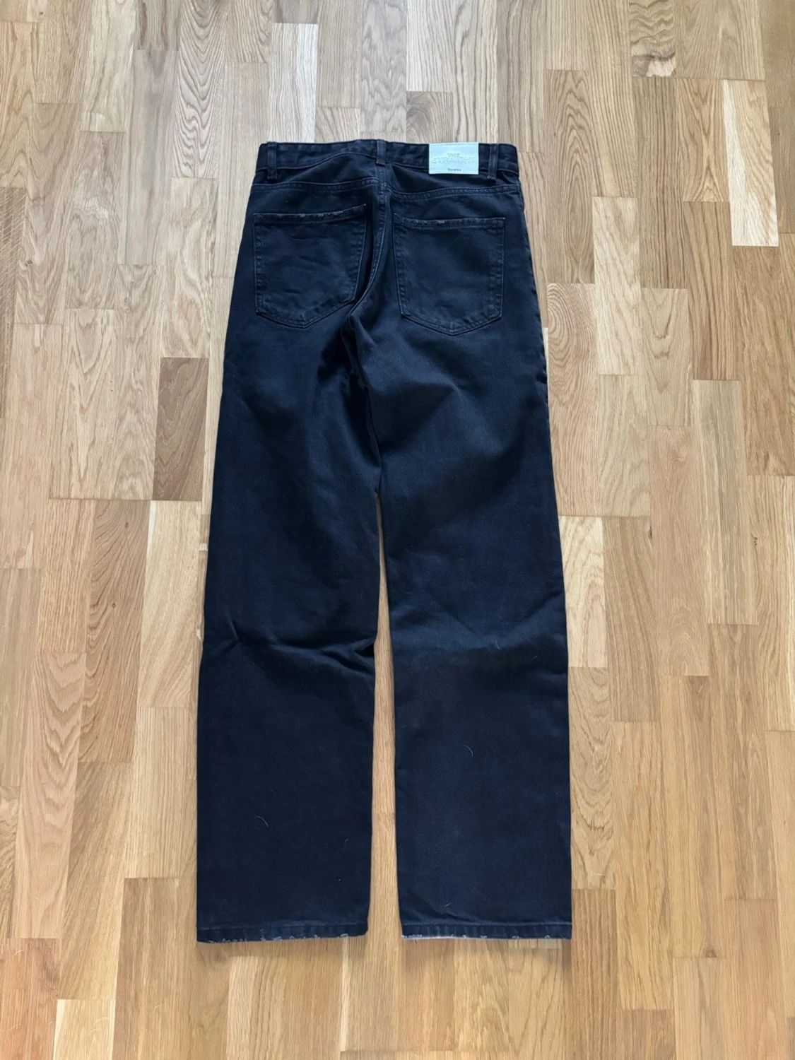 Svarta raka jeans  - 1