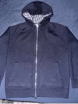   d1or hoodie - Snygg kashmir hoodie helt ny