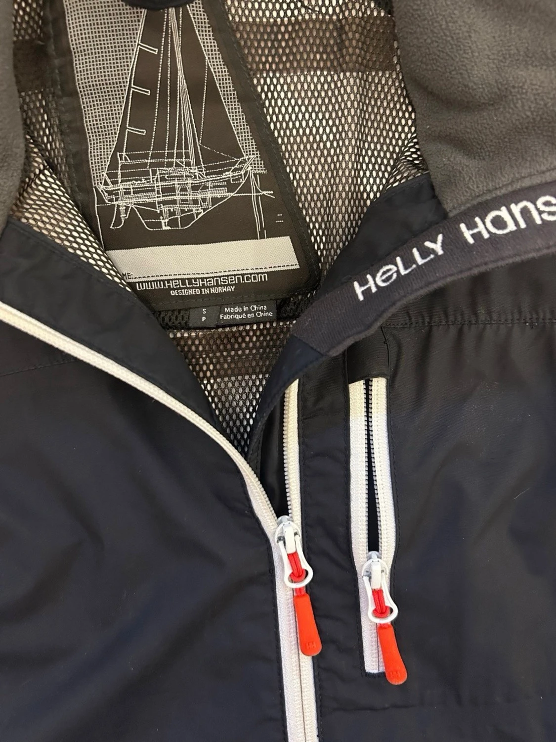 Marinblå vindjacka från Helly Hansen - 3