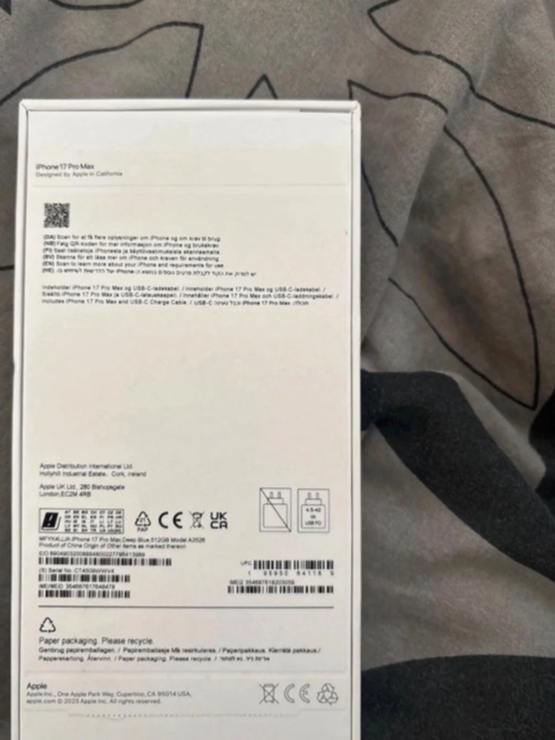 Iphone 17 PRO max  - 1