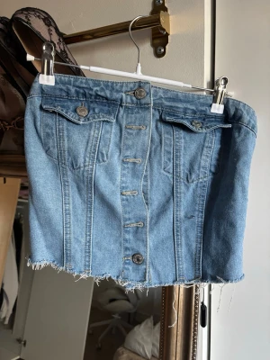jeans topp - jättefin jeanstopp.