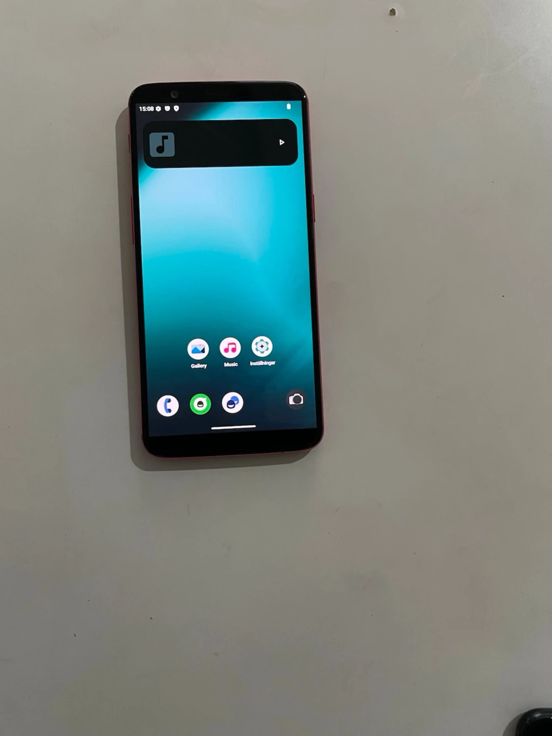 OnePlus 5T A5010 med 128 GB  android version 15 - 1
