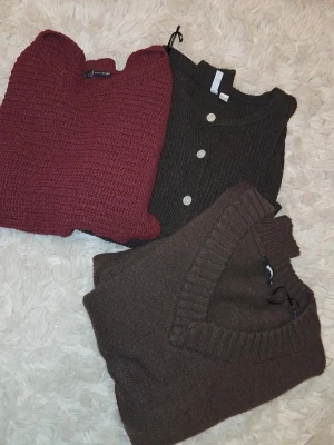 Tröjpaket - Fina sköna tröjor till hösten. Knappt använda. Strl XS. Passar mig som är S. Bodyflirt. Gina Tricot. Pieces. Allt för 90 kr.