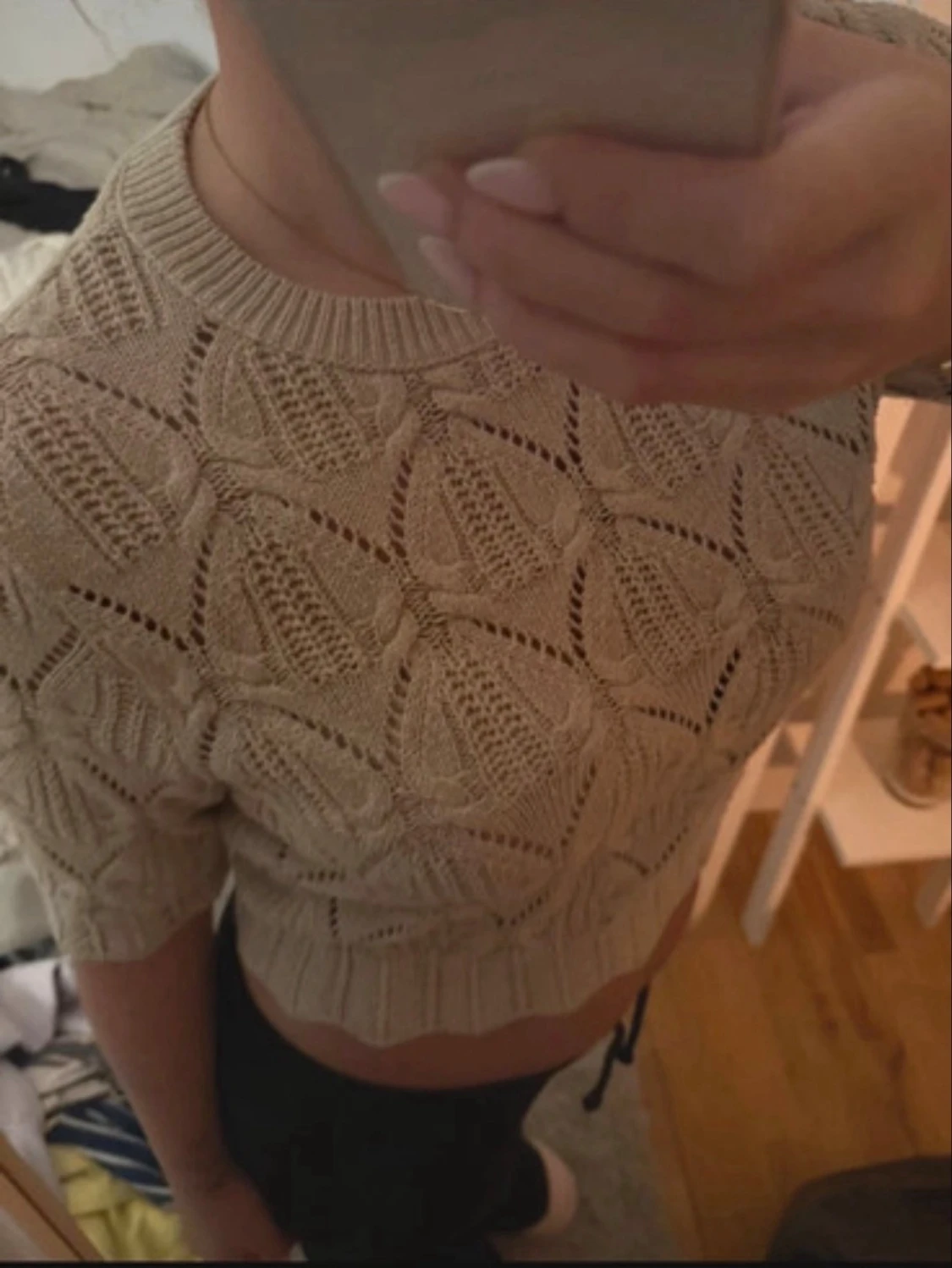 Beige stickad crop top från ONLY - 2