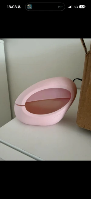 Ariana grande - Ariana grandes mood blush parfym. Endast tagit ett sprej. 100 ml