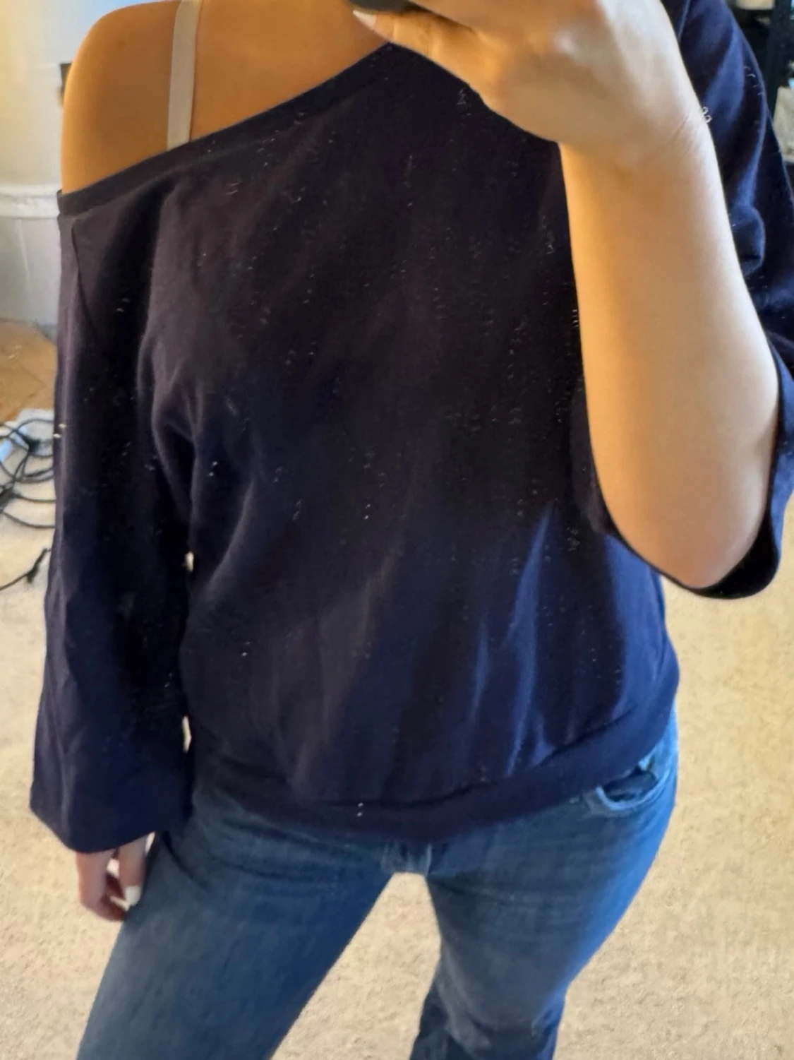 Off-shoulder topp