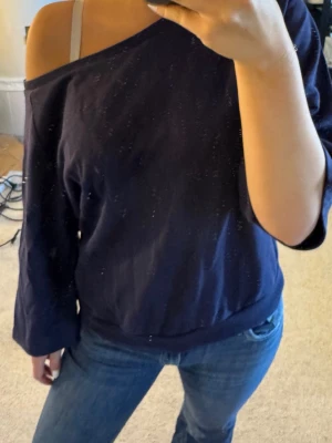 Off-shoulder topp - Off-shoulder topp från Nelly