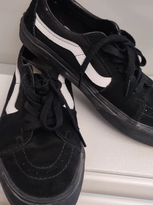 Vans sneakers  - Vans sneakers i bra skick använda väldigt lite.