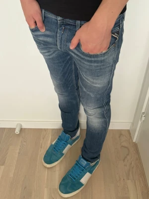 Replay jeans - Replay jeans | Modell: Anbass | Storlek 32/32 | Bra skick