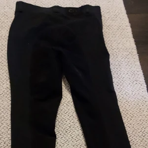 Crw country and ridning wear, storlek 150 - Ridbyxor som knappt är använda alltså bra skick 