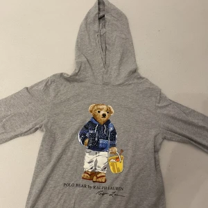 Polo Bear by Ralph Lauren , M (10/12) 150 - Jättebra skick och inga skador 100% autentiskt