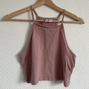 Rosa linne - Rosa nude linne Med annourlunda skärning  Jätte söt under sommarn 