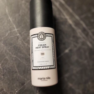 Maria Nila cream heat spray 150ml - Maria Nila cream heat spray 150ml. Endast testad 1 gång.